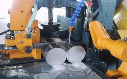 阳日镇卧式带锯床的送料方式有哪几种？